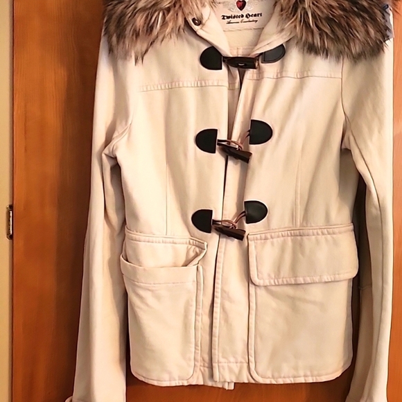 TWISTED Heart Womans Jacket - Picture 1 of 6
